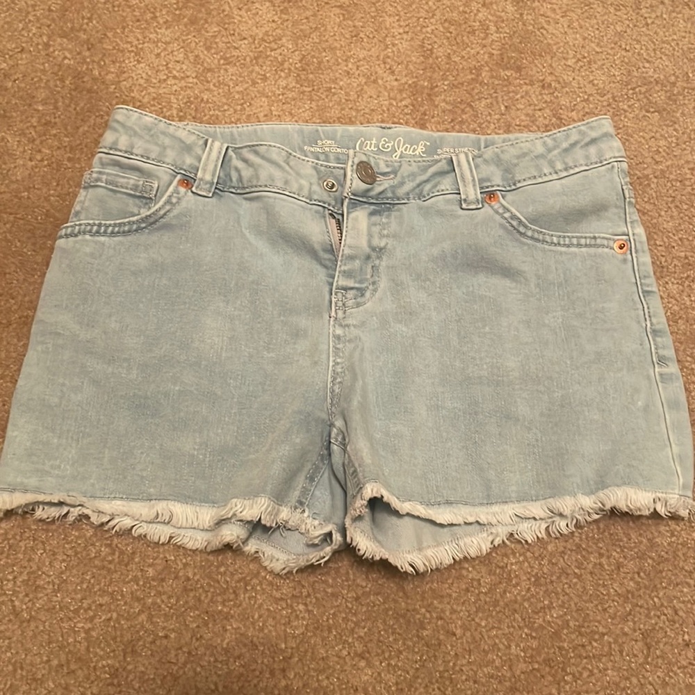 Cat and Jack Jean Shorts | Worn a Couple times|Great condition| Size YOUTH large